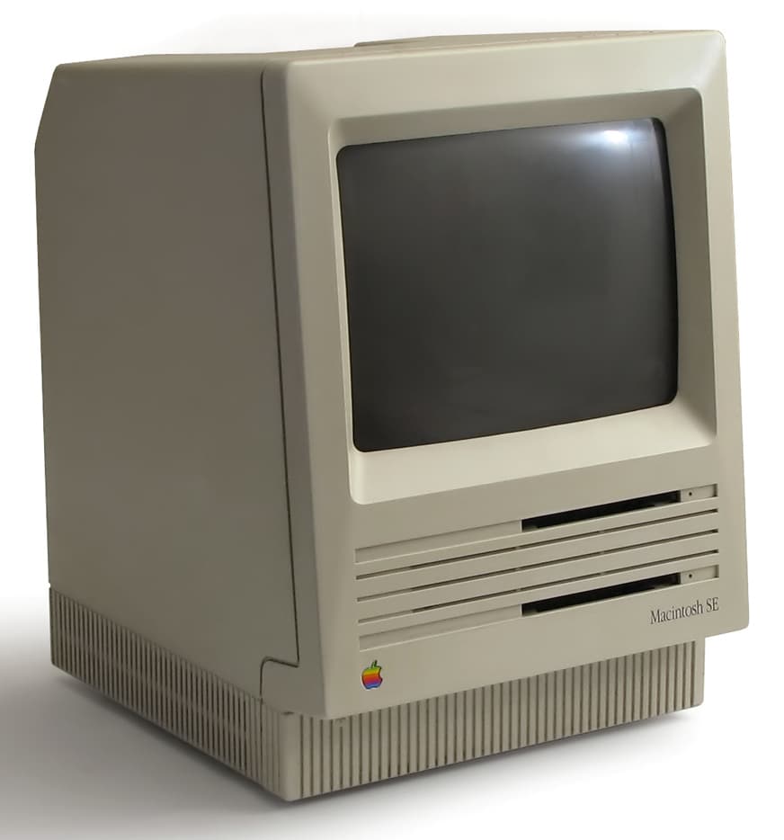 Macintosh SE — reference photo