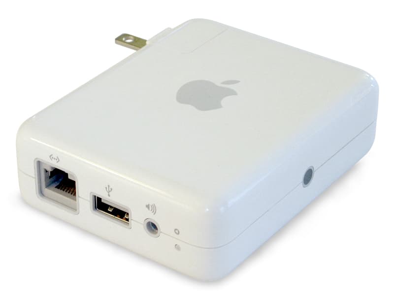 AirPort Express (1st gen, 2004) — reference photo