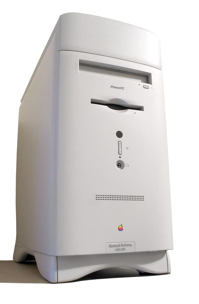Macintosh Performa 6400 — reference photo