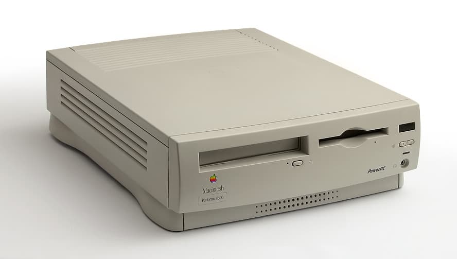 Macintosh Performa 6500 — reference photo
