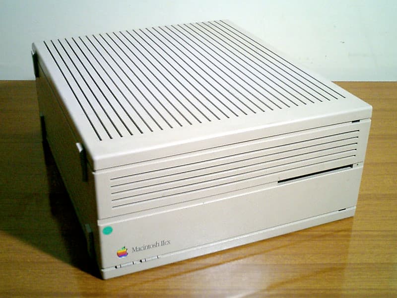 Macintosh IIcx — reference photo