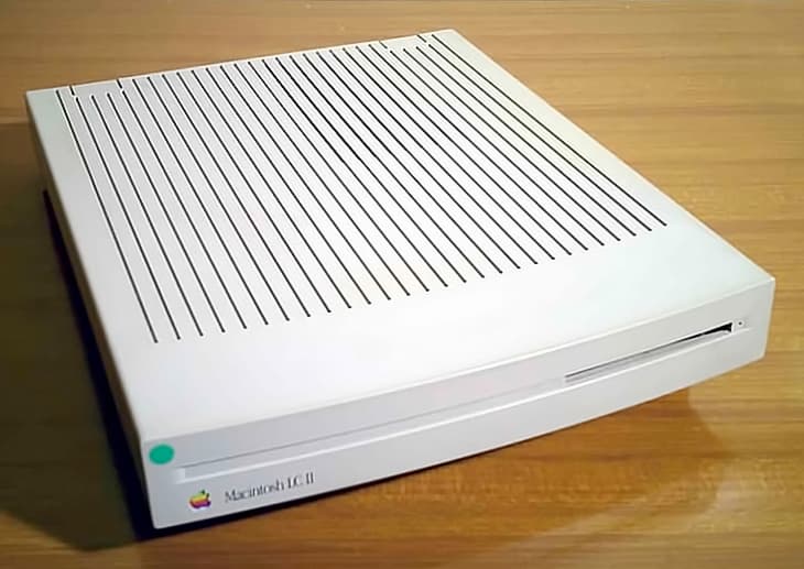 Macintosh LC II — reference photo