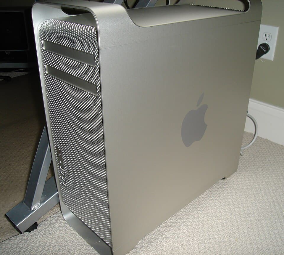 Mac Pro (2006) — reference photo