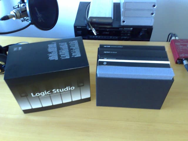 Logic Studio (Logic Pro 9) — reference photo