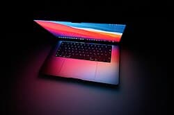 MacBook Pro 16″ (M2 Pro/Max, 2023) — reference photo