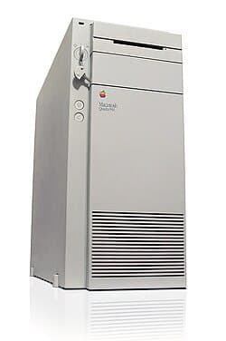 Macintosh Quadra 950 — reference photo