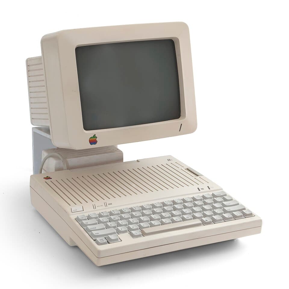 Apple IIc — reference photo