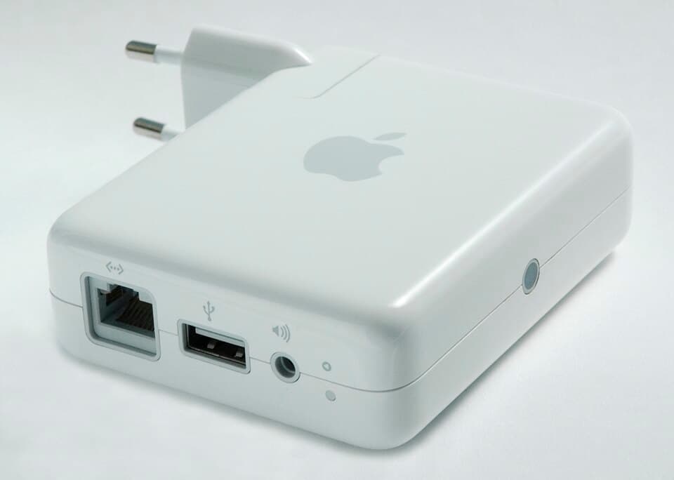AirPort Express (2nd gen, 802.11n, 2008) — reference photo