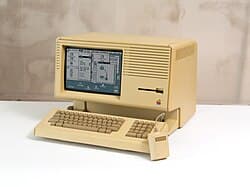 Macintosh XL (Lisa 2 rebadge) — reference photo