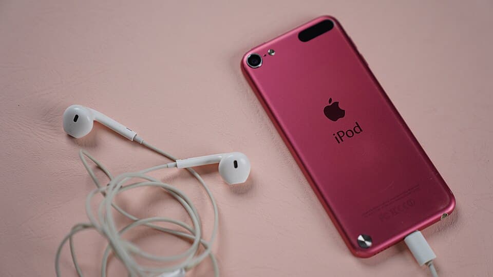iPod Touch (5th gen) — reference photo