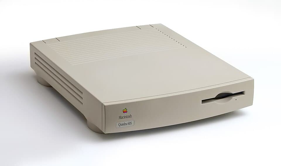 Macintosh LC 475 — reference photo