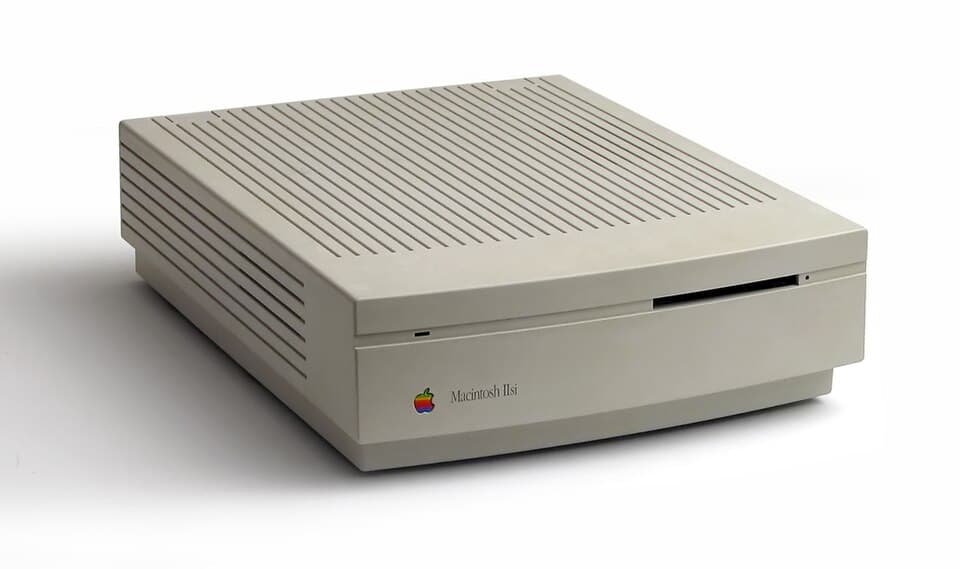 Macintosh IIsi — reference photo