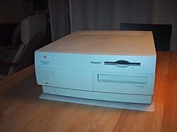 Power Macintosh 7500 — reference photo