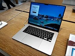 MacBook Air (M5, 2026) — reference photo
