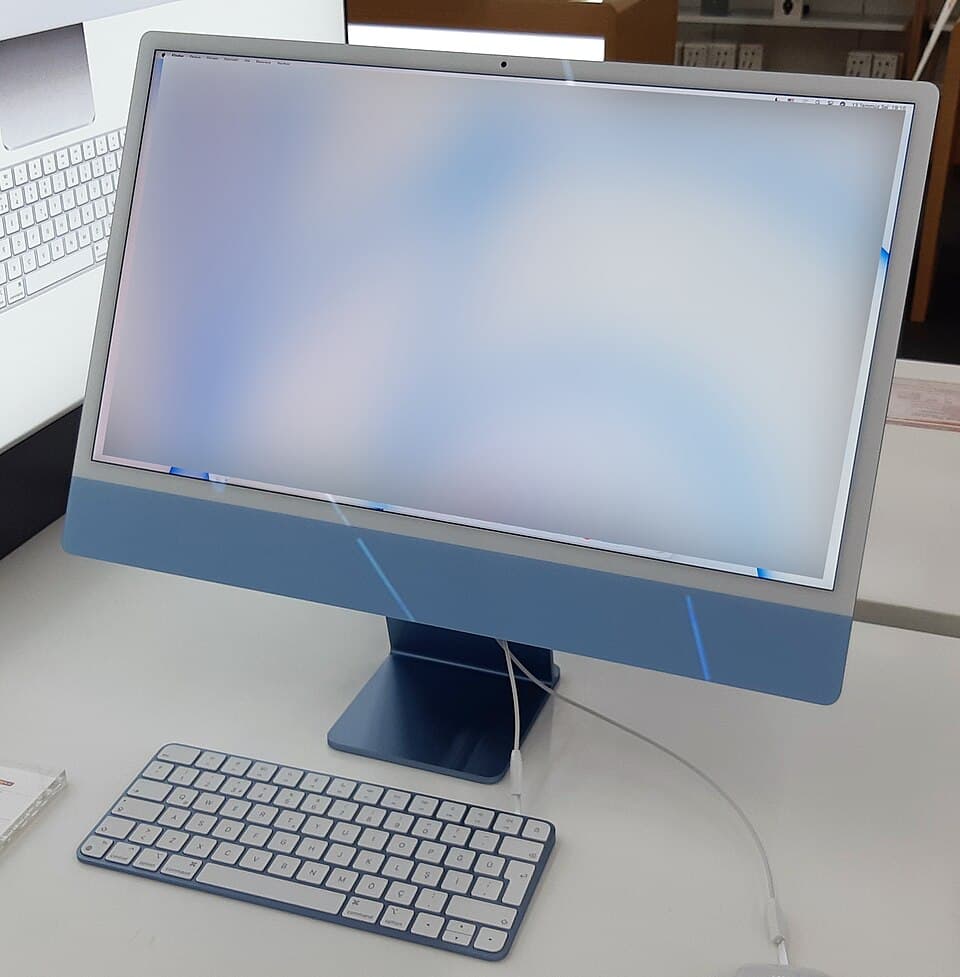 iMac (M1, 2021) — reference photo