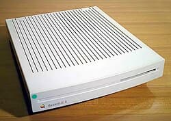Macintosh LC II — reference photo