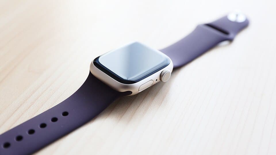 Apple Watch Series 7 — reference photo